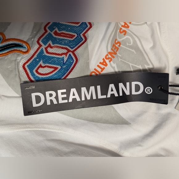 NWT Men's Dreamland Drama Mask Embroidered White T-shirt Size XL - Picture 5 of 10